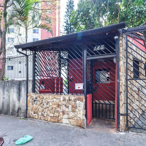 Apartamento à venda com 62m², 2 quartos e 1 vagaFachada