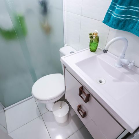 Apartamento à venda com 62m², 2 quartos e 1 vagaBanheiro Social