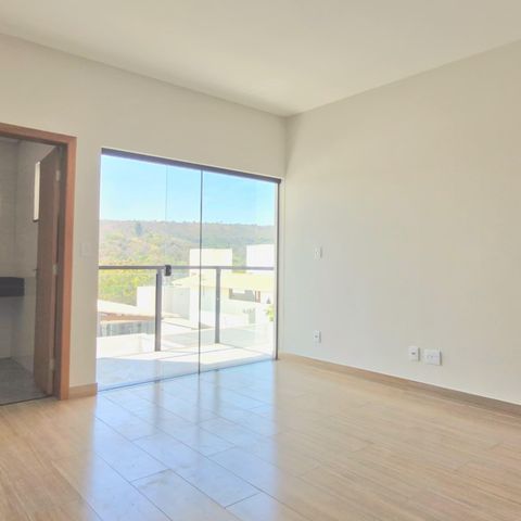 Casa à venda com 180m², 3 quartos e 2 vagas Casa à venda com 180m², 3 quartos e 2 vagasSuíte 2