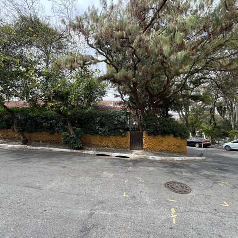 Casa à venda com 147m², 3 quartos e 6 vagasFachada
