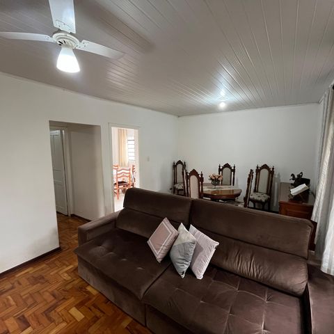 Casa à venda com 147m², 3 quartos e 6 vagasSala