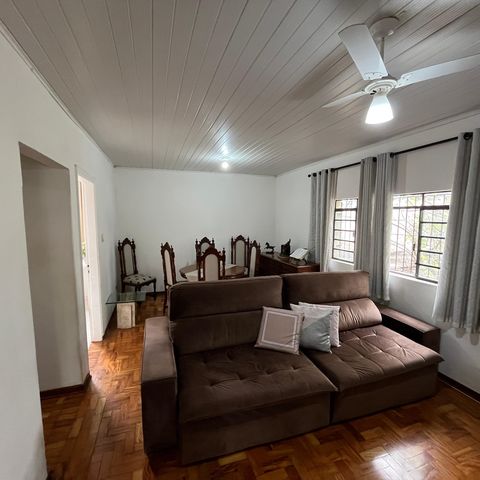 Casa à venda com 147m², 3 quartos e 6 vagasSala