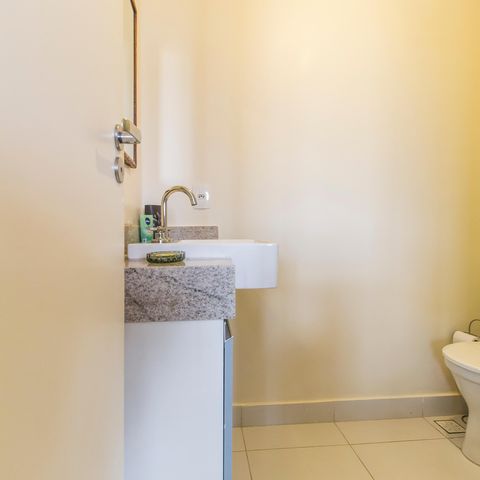 Apartamento à venda com 52m², 1 quarto e 1 vaga Apartamento à venda com 52m², 1 quarto e 1 vagaBanheiro Social