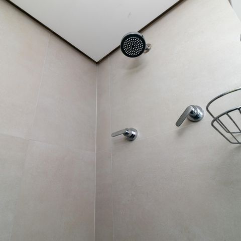 Apartamento à venda com 51m², 1 quarto e 1 vaga Apartamento à venda com 51m², 1 quarto e 1 vagaBanheiro da Suíte
