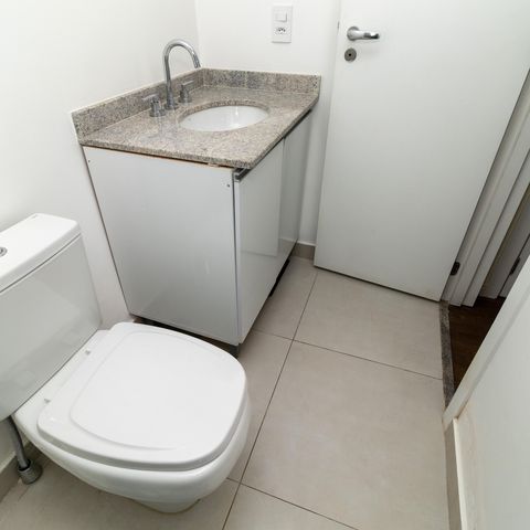 Apartamento à venda com 51m², 1 quarto e 1 vaga Apartamento à venda com 51m², 1 quarto e 1 vagaBanheiro da Suíte