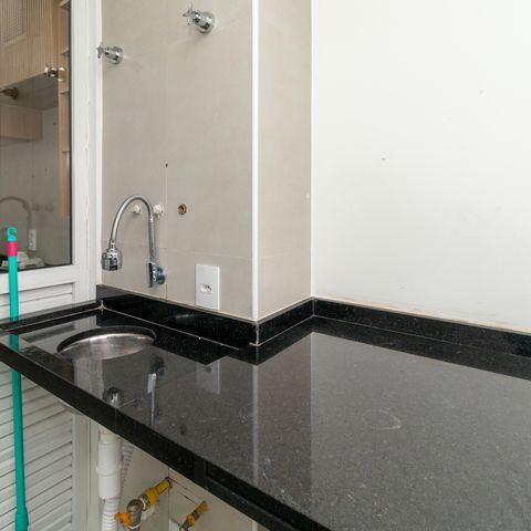 Apartamento à venda com 51m², 1 quarto e 1 vaga Apartamento à venda com 51m², 1 quarto e 1 vagaÁrea de Serviço