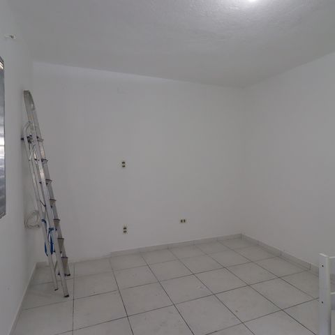 Casa à venda com 100m², 2 quartos e 1 vagaCasa 1 - Suíte