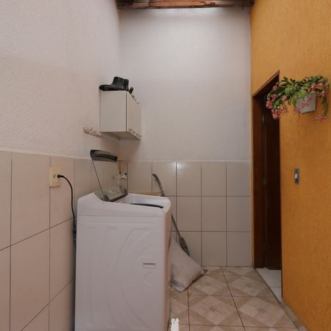 Casa à venda com 100m², 2 quartos e 1 vagaCasa 2 - Área de Serviço