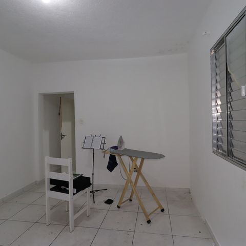 Casa à venda com 100m², 2 quartos e 1 vagaCasa 1 - Suíte