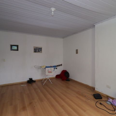 Casa à venda com 100m², 2 quartos e 1 vagaCasa 2 - Quarto