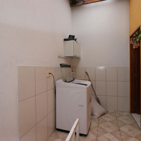 Casa à venda com 100m², 2 quartos e 1 vagaCasa 2 - Área de Serviço