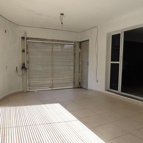 Casa à venda com 213m², 3 quartos e 1 vagaGaragem