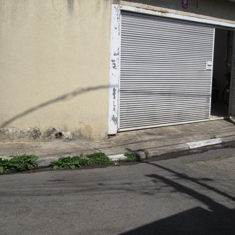 Casa à venda com 213m², 3 quartos e 1 vagaFachada