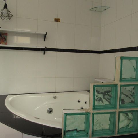 Casa à venda com 213m², 3 quartos e 1 vagaBanheiro da Suíte