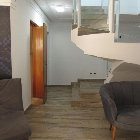 Casa à venda com 213m², 3 quartos e 1 vagaSala