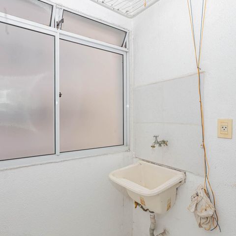 Apartamento à venda com 78m², 2 quartos e 1 vagaÁrea de Serviço
