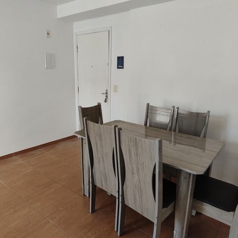 Apartamento à venda com 50m², 2 quartos e 1 vaga Apartamento à venda com 50m², 2 quartos e 1 vagaSala