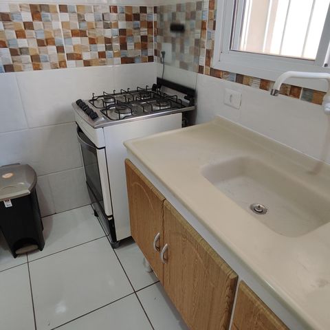 Apartamento à venda com 50m², 2 quartos e 1 vaga Apartamento à venda com 50m², 2 quartos e 1 vagaCozinha e Área de Serviço