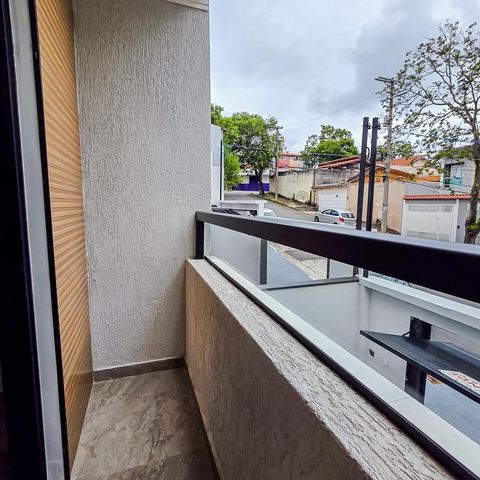 Casa à venda com 105m², 3 quartos e 2 vagas Casa à venda com 105m², 3 quartos e 2 vagasVaranda da Suíte
