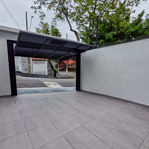 Casa à venda com 105m², 3 quartos e 2 vagas Casa à venda com 105m², 3 quartos e 2 vagasÁrea comum