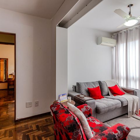 Apartamento à venda com 75m², 1 quarto e 1 vagaSala