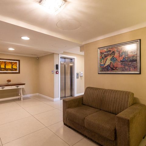 Apartamento à venda com 75m², 1 quarto e 1 vagaHall social