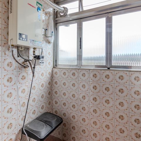 Apartamento à venda com 75m², 1 quarto e 1 vagaÁrea de Serviço