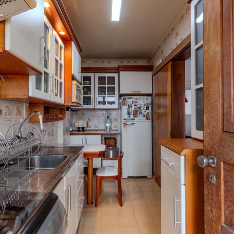 Apartamento à venda com 75m², 1 quarto e 1 vagaCozinha