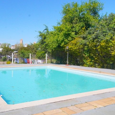 Apartamento à venda com 50m², 2 quartos e sem vagaÁrea comum - Piscina