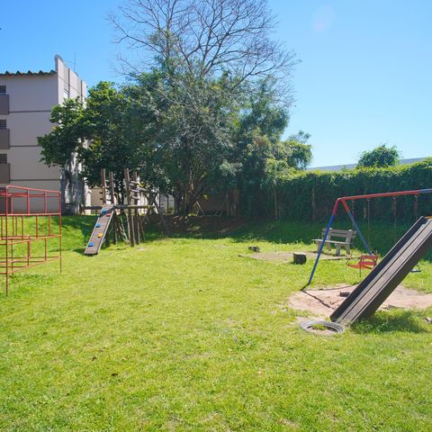 Apartamento à venda com 50m², 2 quartos e sem vagaÁrea comum - Playground