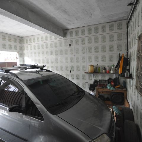Casa à venda com 75m², 5 quartos e 1 vagaGaragem