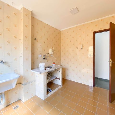 Apartamento à venda com 45m², 1 quarto e 1 vaga Apartamento à venda com 45m², 1 quarto e 1 vagaCozinha e Área de Serviço