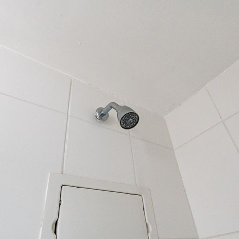 Apartamento para alugar com 69m², 2 quartos e 1 vaga Apartamento para alugar com 69m², 2 quartos e 1 vagaBanheiro