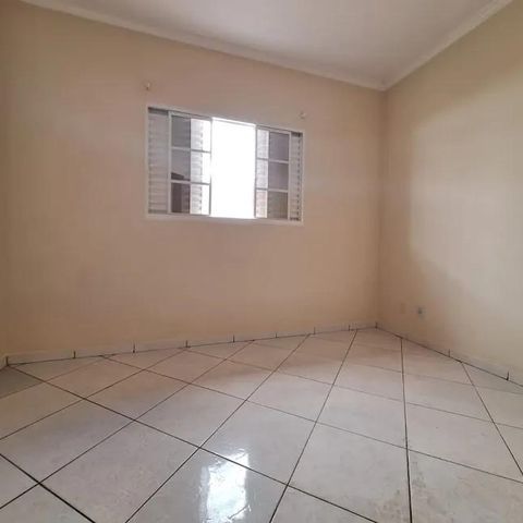 Casa para alugar com 89m², 2 quartos e sem vaga