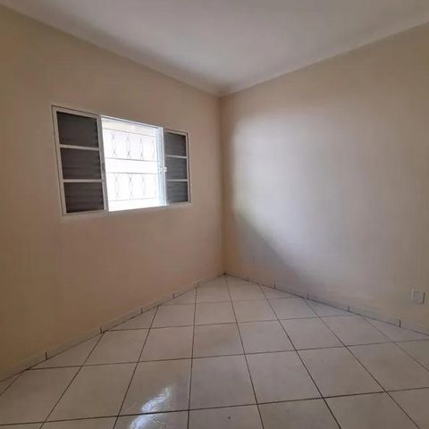 Casa para alugar com 89m², 2 quartos e sem vaga