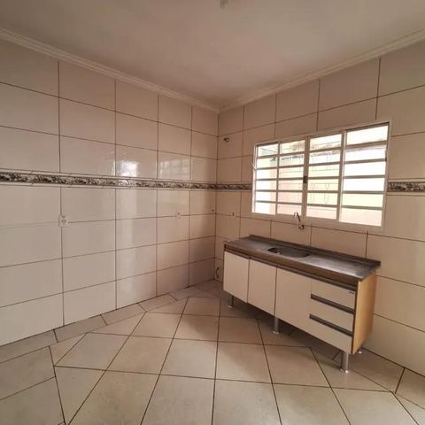 Casa para alugar com 89m², 2 quartos e sem vaga