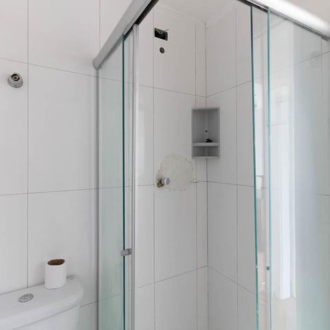 Apartamento para alugar com 74m², 2 quartos e 1 vaga Apartamento para alugar com 74m², 2 quartos e 1 vagaBanheiro