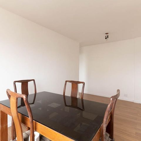 Apartamento para alugar com 74m², 2 quartos e 1 vaga Apartamento para alugar com 74m², 2 quartos e 1 vagaSala