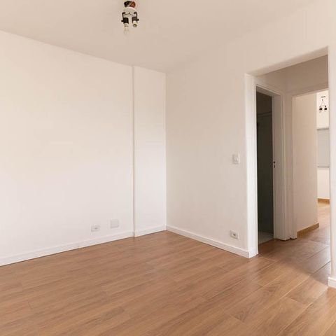 Apartamento para alugar com 74m², 2 quartos e 1 vaga Apartamento para alugar com 74m², 2 quartos e 1 vagaSala