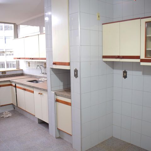 Apartamento para alugar com 360m², 5 quartos e 2 vagasCozinha - Armários