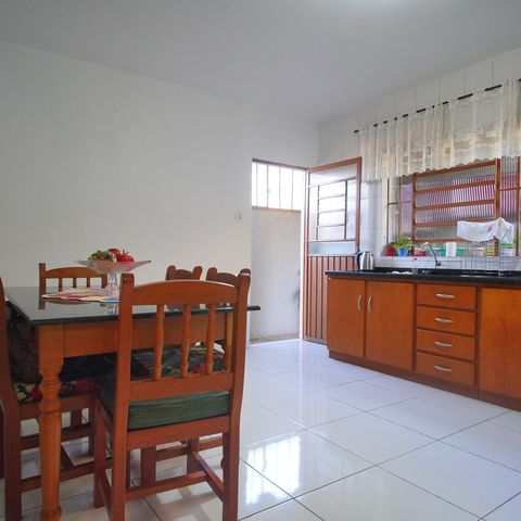 Casa à venda com 184m², 4 quartos e 2 vagasCozinha