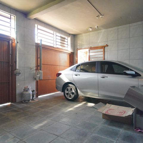 Casa à venda com 184m², 4 quartos e 2 vagasGaragem