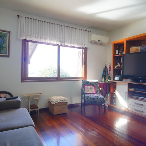 Casa à venda com 184m², 4 quartos e 2 vagasQuarto 1