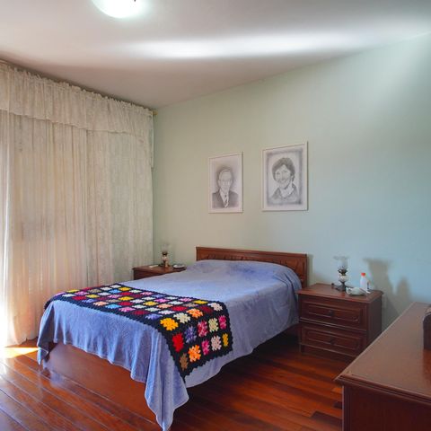Casa à venda com 184m², 4 quartos e 2 vagasQuarto 2