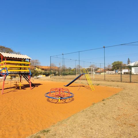 Apartamento à venda com 84m², 3 quartos e 2 vagas Apartamento à venda com 84m², 3 quartos e 2 vagasÁrea comum - Playground