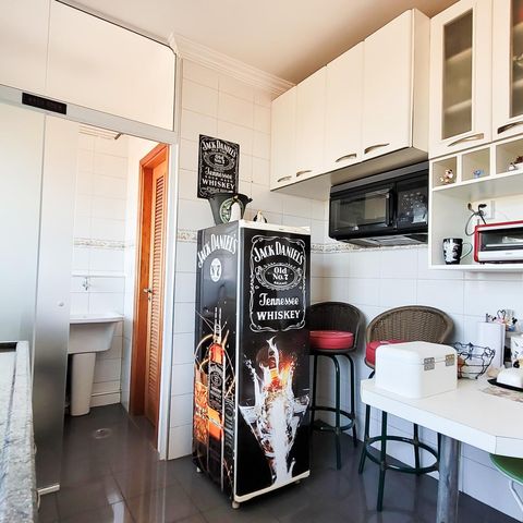 Apartamento à venda com 84m², 3 quartos e 2 vagas Apartamento à venda com 84m², 3 quartos e 2 vagasCozinha