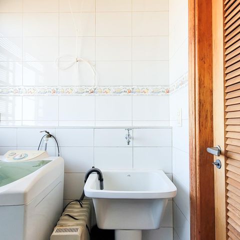 Apartamento à venda com 84m², 3 quartos e 2 vagas Apartamento à venda com 84m², 3 quartos e 2 vagasÁrea de Serviço