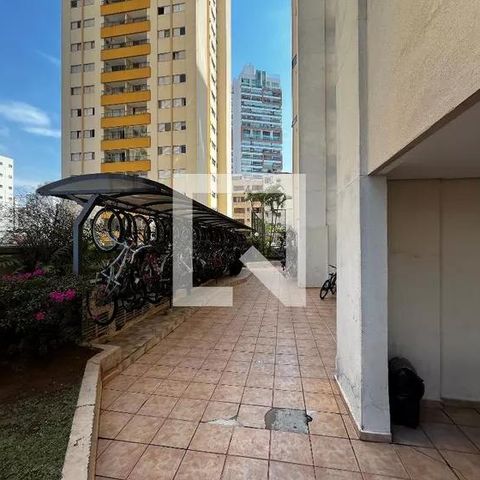 Apartamento à venda com 72m², 3 quartos e 1 vaga Apartamento à venda com 72m², 3 quartos e 1 vagaÁrea comum