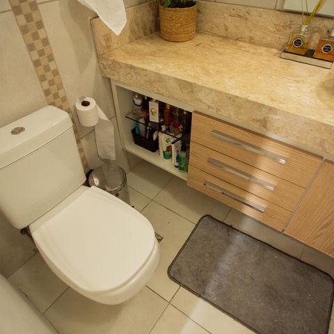 Apartamento à venda com 72m², 3 quartos e 1 vaga Apartamento à venda com 72m², 3 quartos e 1 vagaBanheiro