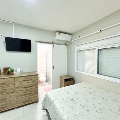 Casa à venda com 176m², 3 quartos e 4 vagas Casa à venda com 176m², 3 quartos e 4 vagasSuíte
